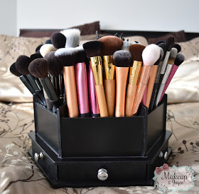 ❤ MakeupByJoyce ❤** !: Storage Solution for Makeup Brushes: Hobby Lobby  Black Spinning Tool Organizer